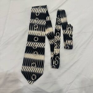 VTG Enrico Capucci Silk Tie Rome NY Black White Geometric Op Art Abstract Rings